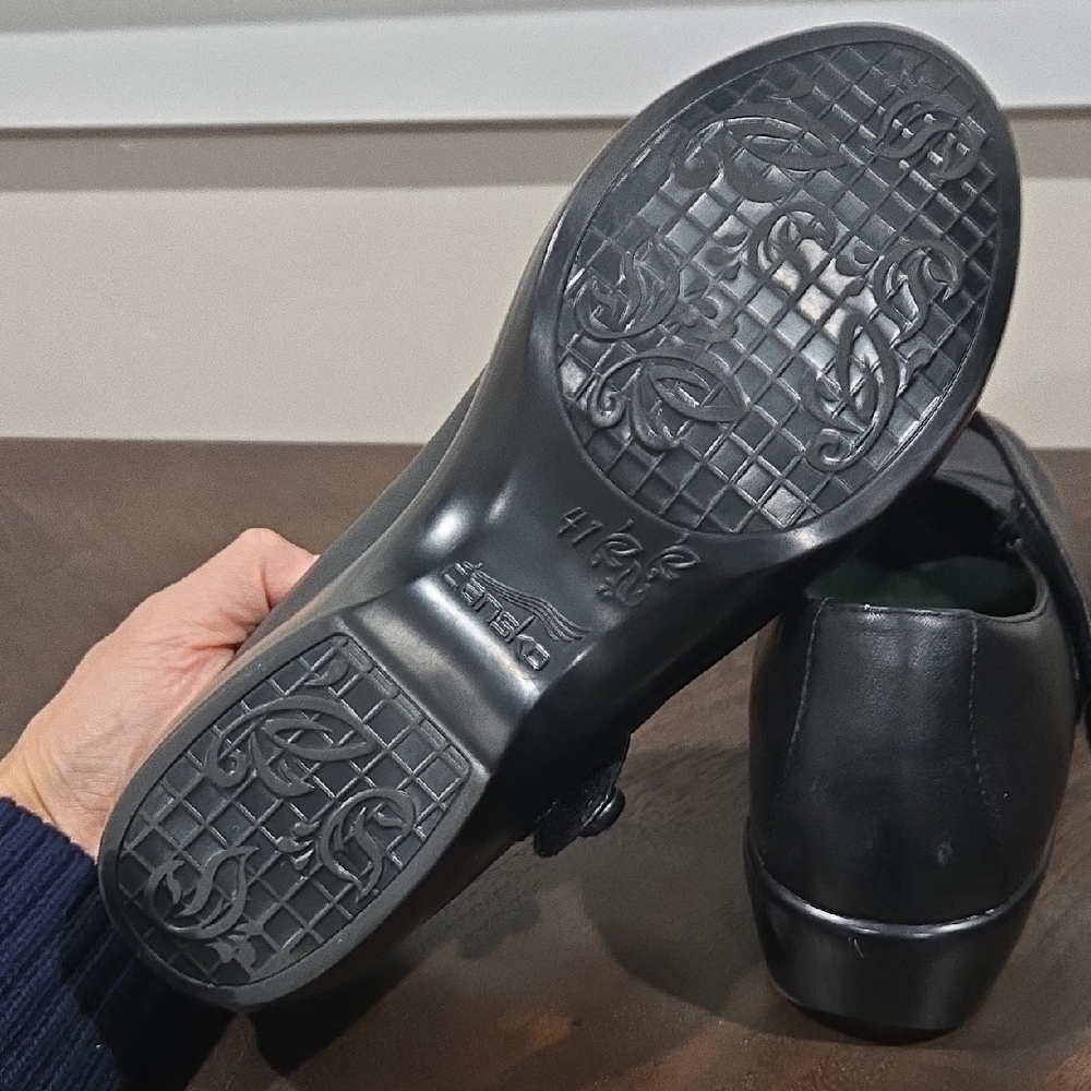 Classic Black Mary Jane Women's Shoes - Picture 8 of 8
